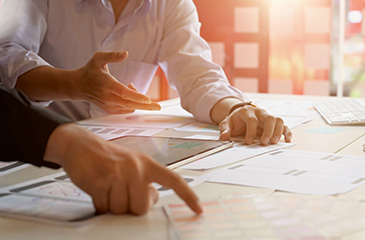 Gemeinsam etwas erarbeiten. Consulting und Training